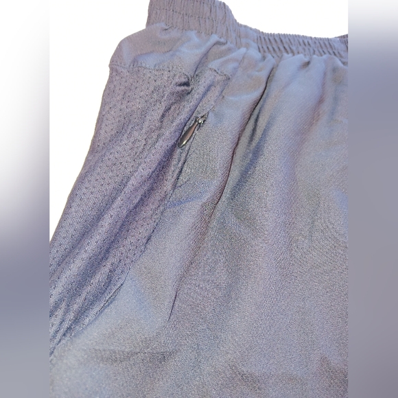 Thinx Women's Black Training Shorts - Size Medium - Picture 3 of 10